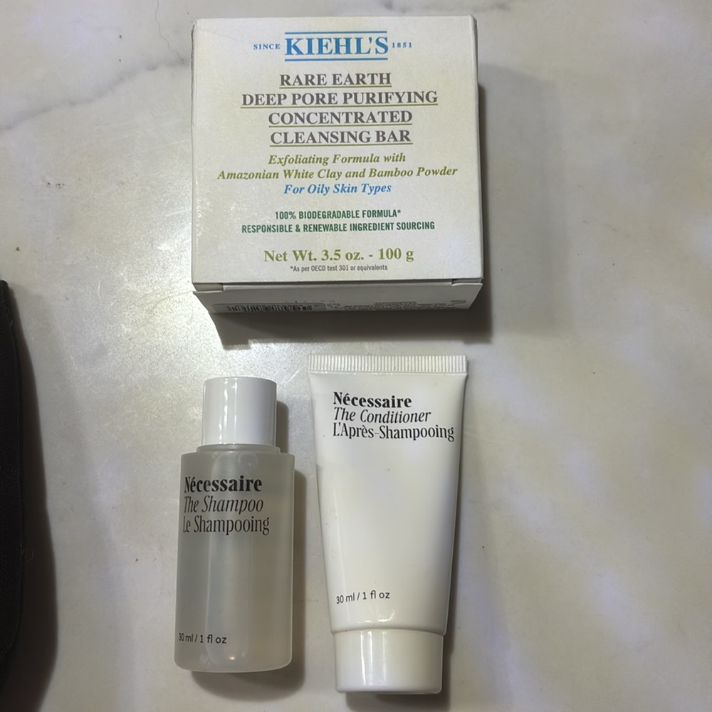 Men’s Kiehl’s & Necessaire 4 piece set - Picture 3 of 3